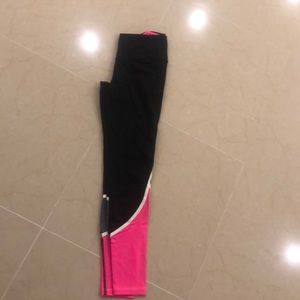 VS Sport Pink/Black leggings